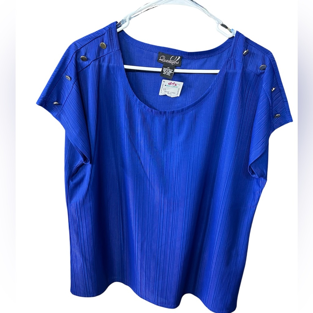 Quacker Factory Blue Button-Accent Blouse - Picture 2 of 4